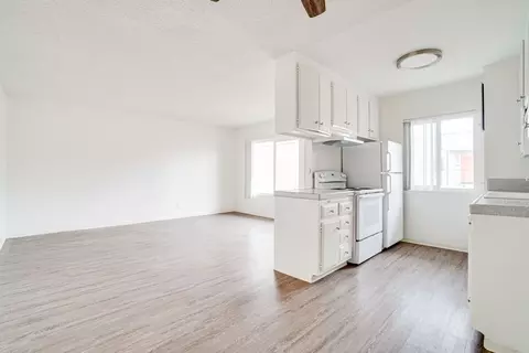 4736 Point Loma Ave, San Diego, CA 92107