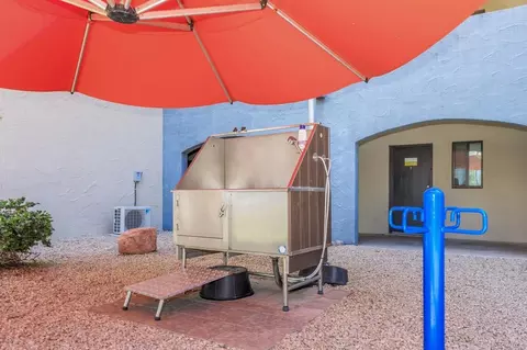 4127 E Indian School Rd, Phoenix, AZ 85018 photo 18