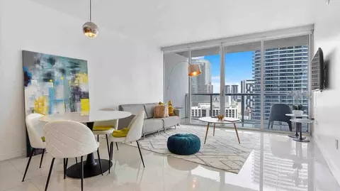 Brickell Ave, Miami, FL 33131
