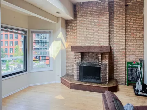 2519 N Lincoln Ave, Chicago, IL 60614