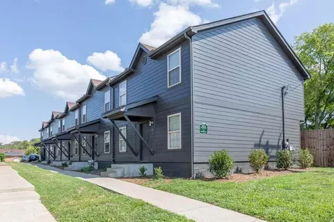 616 41st Ave N, Nashville, TN 37209