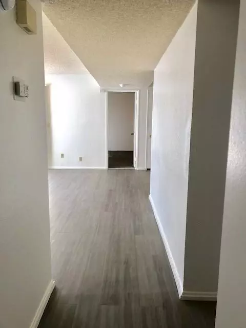 Orangewood Ct, Redlands, CA 92373 photo 3