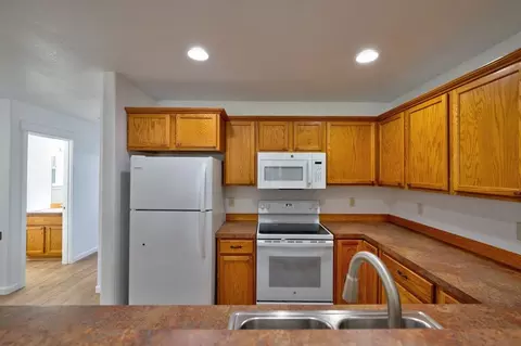 63168 Eastview Drive 1 And 2, Bend, OR 97701 photo 10