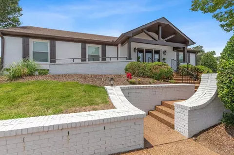 228 Sanders Ferry Rd, Hendersonville, TN 37075