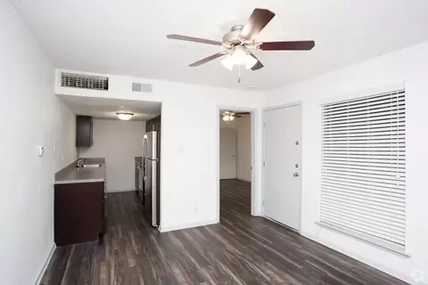 8033 Gessner Dr, Austin, TX 78753