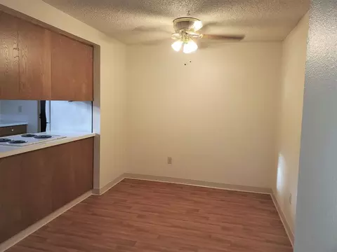 10217 NE 13th Ave, Salmon Creek, WA 98686