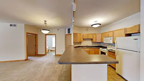 2848 N Brookfield Rd, Brookfield, WI 53045 photo 12