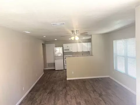 1904 17th St, Lubbock, TX 79401