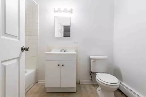 5556 W Jackson Blvd, Chicago, IL 60644 photo 4