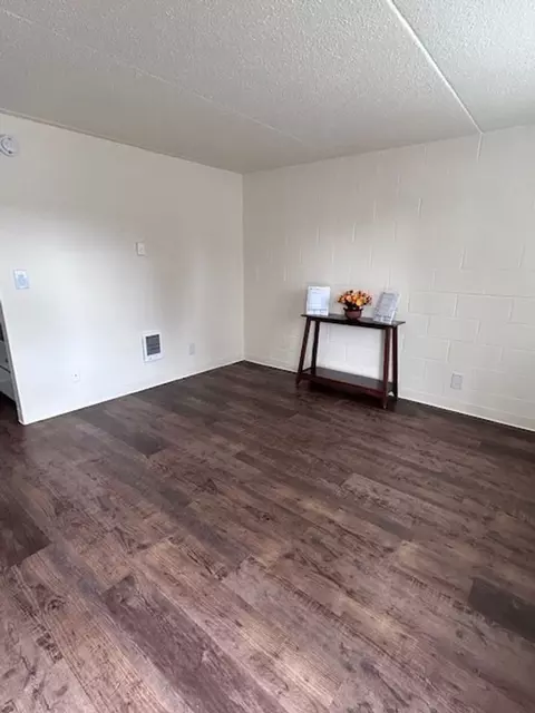 13855 SW Farmington Rd, Beaverton, OR 97005