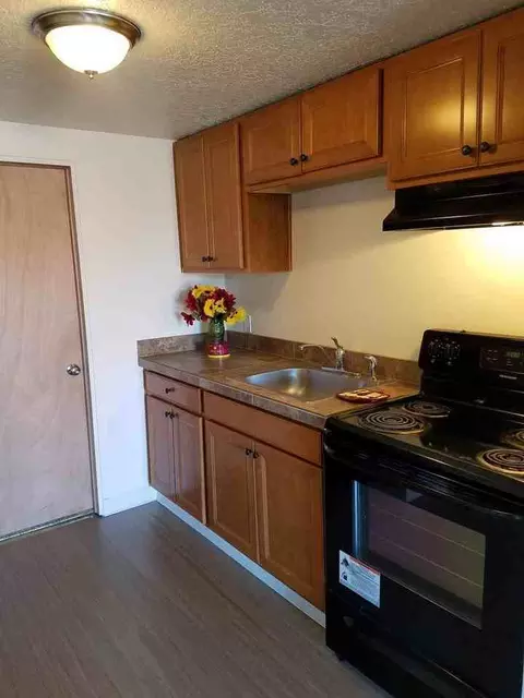 13855 SW Farmington Rd, Beaverton, OR 97005