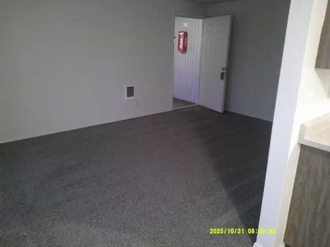1253 Royvonne Ave SE, Salem, OR 97302