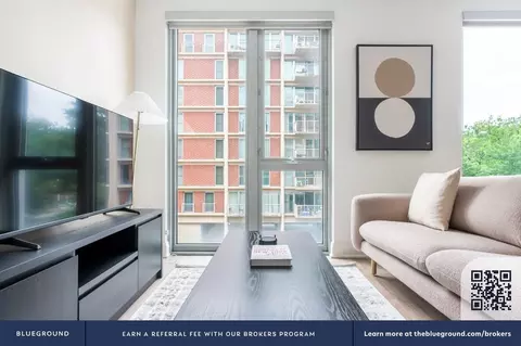 1425 P St NW, Washington, DC 20005 photo 4
