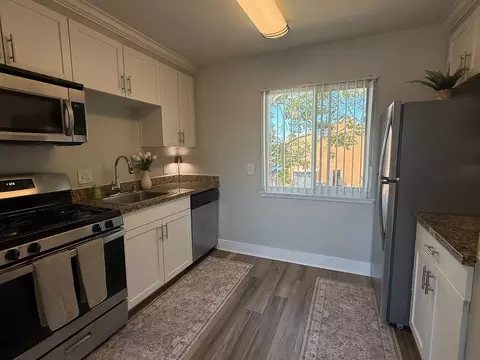 5939 Sutter Ave, Carmichael, CA 95608
