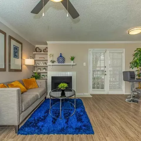 2115 Estrada Pkwy, Irving, TX 75061 photo 4