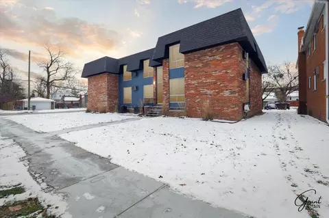 494 E Breckenridge St, Ferndale, MI 48220