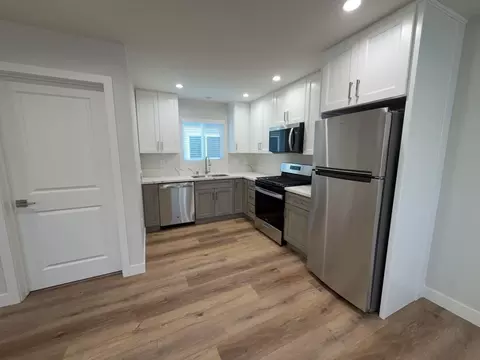 10640 Victory Blvd, North Hollywood, CA 91606