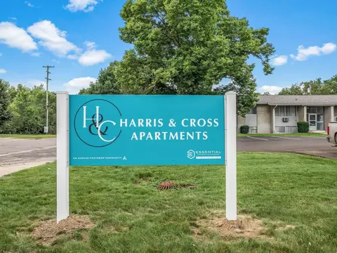 405 N Harris Rd, Ypsilanti, MI 48198