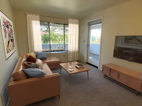 5307 Ravenna Pl NE, Seattle, WA 98105