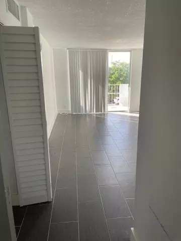 2915 NW 60th Ave, Sunrise, FL 33313 photo 5