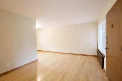 168 Boston St, Seattle, WA 98109