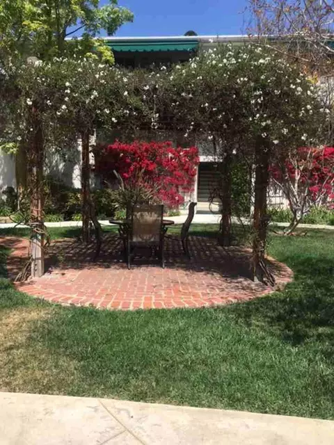 1632 N Laurel Ave, Los Angeles, CA 90046