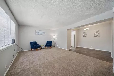 8314 E 25th Pl, Tulsa, OK 74129