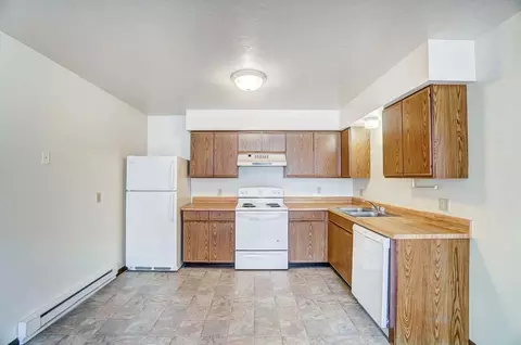 724 S College Dr, Bowling Green, OH 43402 photo 5