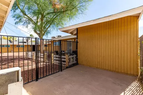 3636 E Verde Ln, Phoenix, AZ 85018 photo 23