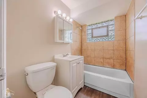2806 E 76th Pl, Chicago, IL 60649 photo 10