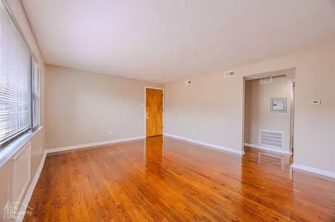 2806 E 76th Pl, Chicago, IL 60649 photo 8