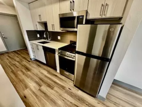 6301 15th Ave NW, Seattle, WA 98107