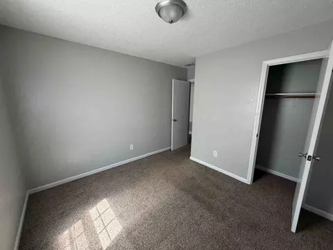 553 Corbin St, Jacksonville, NC 28546