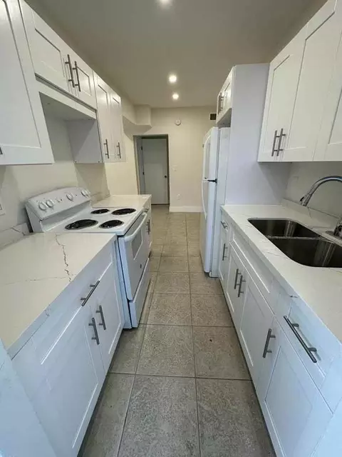 1951 NE 167th St, North Miami Beach, FL 33162