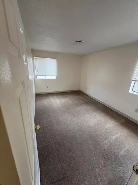 190 Ledge St, Nashua, NH 03060 photo 13