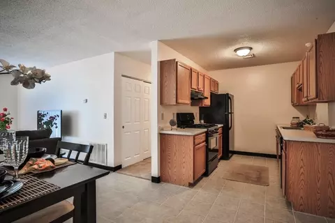 190 Ledge St, Nashua, NH 03060 photo 3