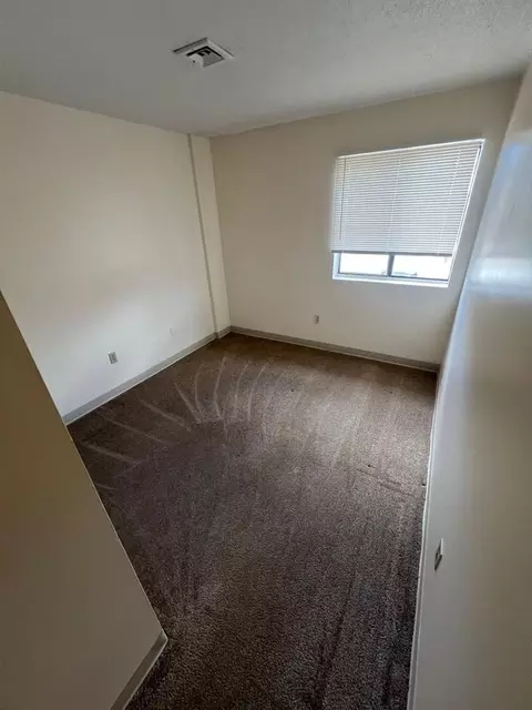 190 Ledge St, Nashua, NH 03060 photo 12