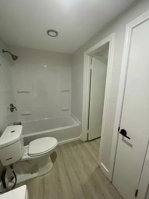 222 Bradley Ave, Waterbury, CT 06708 photo 8