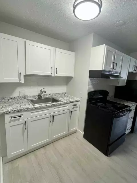 222 Bradley Ave, Waterbury, CT 06708 photo 27