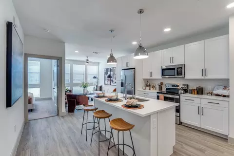 17501 Dallas Pkwy, Dallas, TX 75287 photo 4