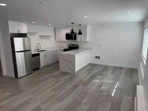 3241 23rd St, San Francisco, CA 94110