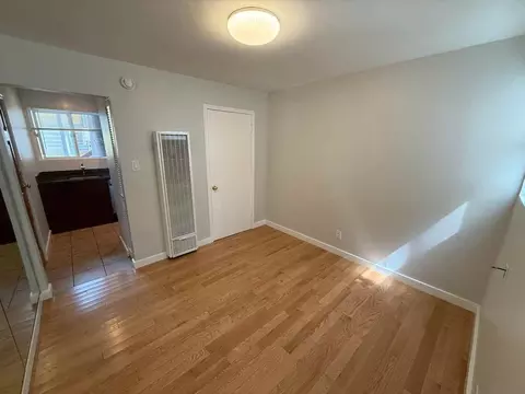 3425 19th St, San Francisco, CA 94110