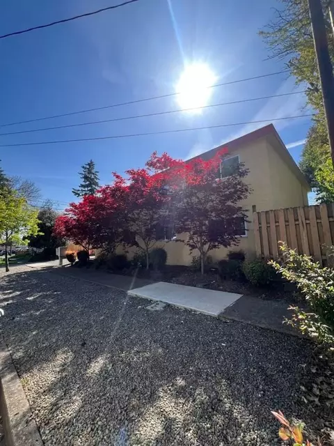 540 Almaden St, Eugene, OR 97402 photo 7