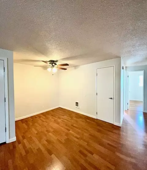 540 Almaden St, Eugene, OR 97402 photo 2