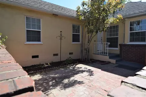721 N Hollywood Way, Burbank, CA 91505