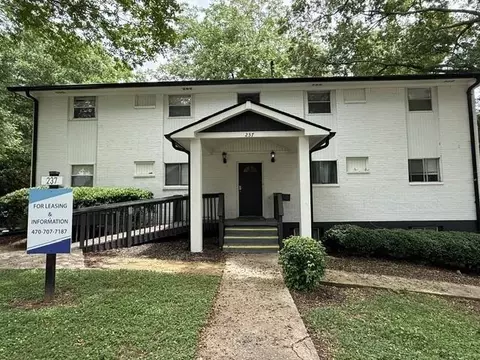 237 Kirkwood Rd NE, Atlanta, GA 30317