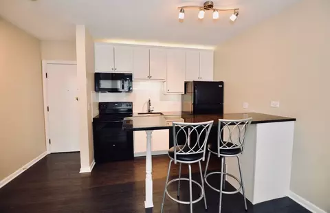 800 Ogden Ave, Downers Grove, IL 60515