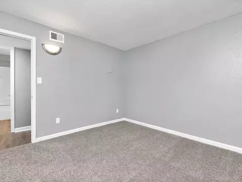 611 NE Ridgeview Dr, Lees Summit, MO 64086 photo 11