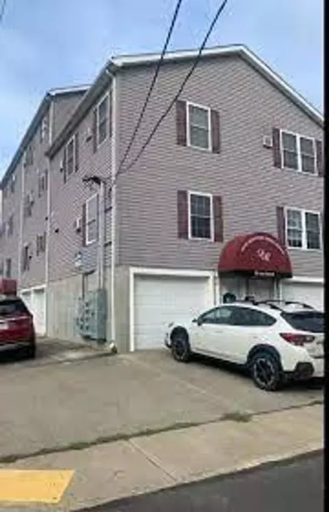 79 Ash St, California, PA 15419
