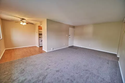 681 Babbitt Rd, Euclid, OH 44123